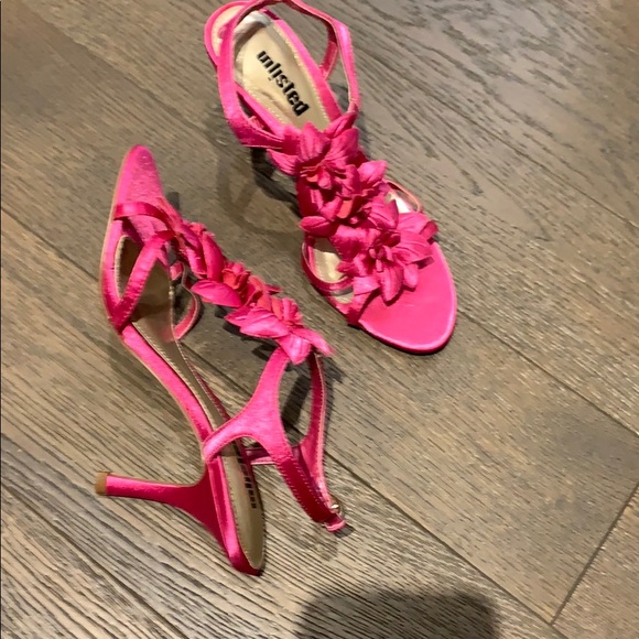 New Unlisted satin floral sandals - Picture 3 of 4